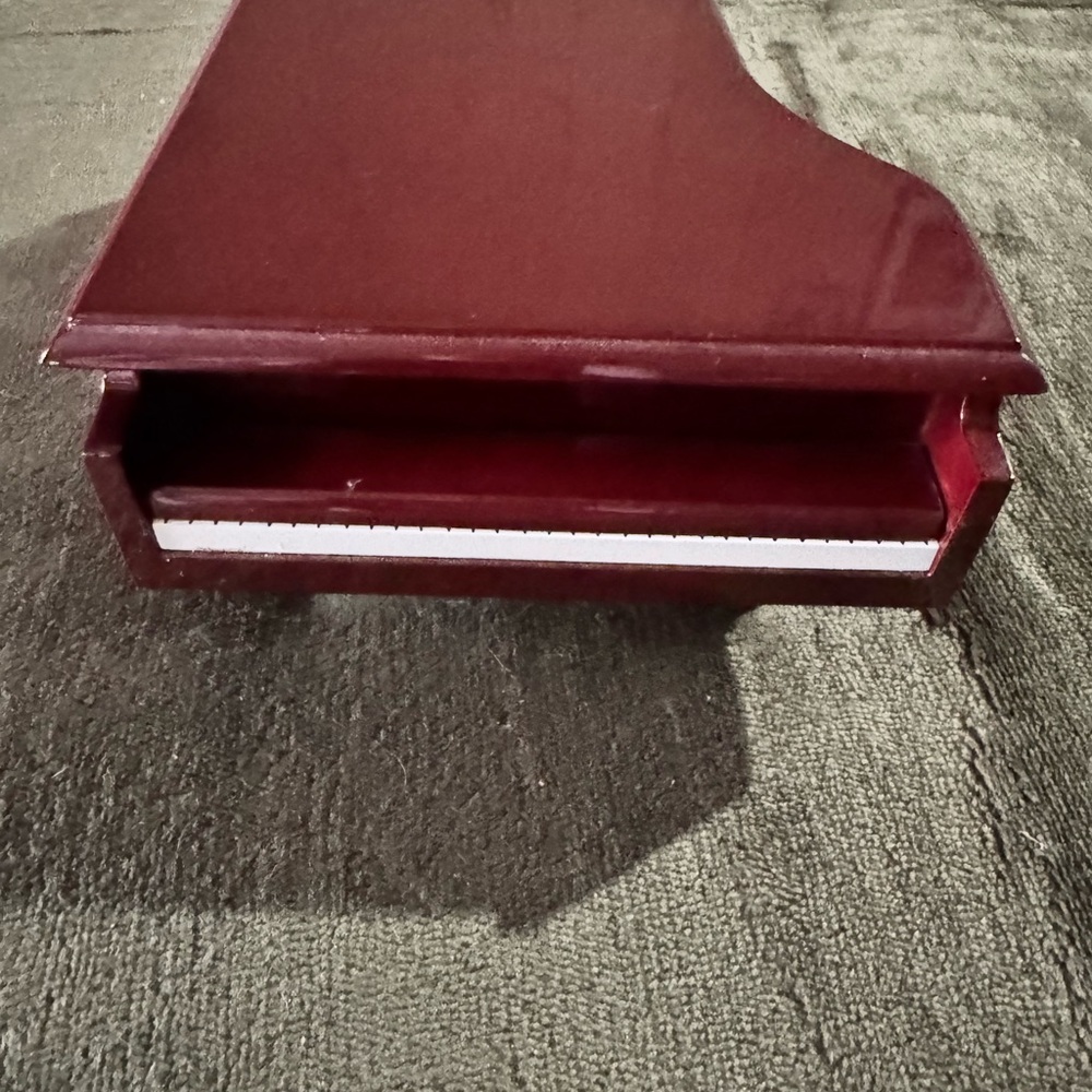 Piano Music Box